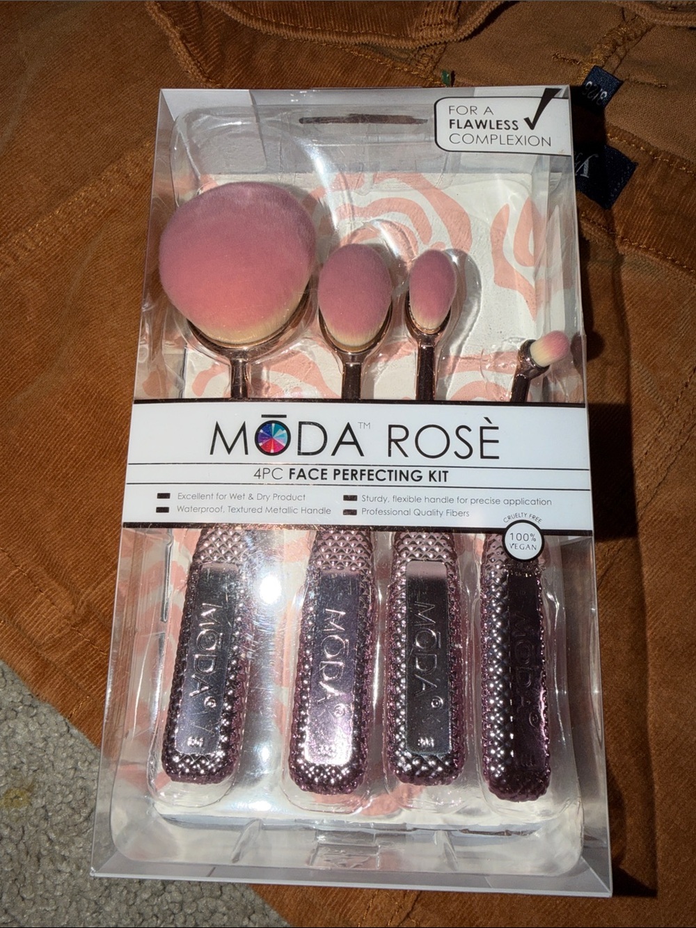 MODA ROSE 🌹 Face Perfecting Brush Kit - Set of 4, Pink